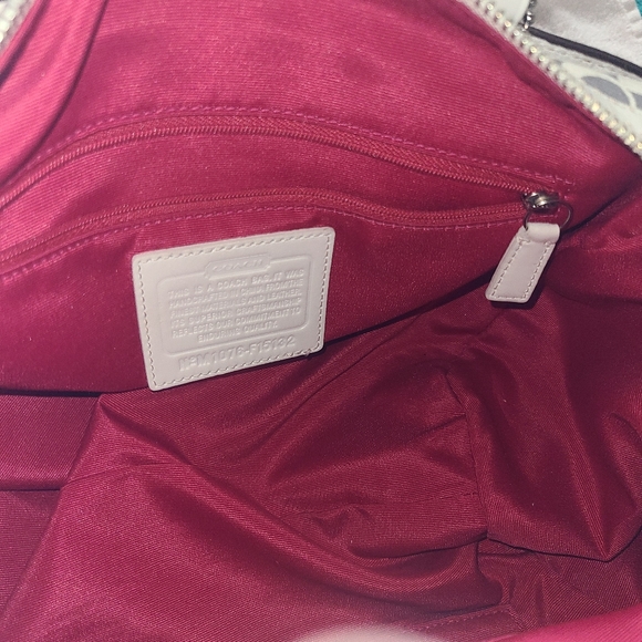 Purse - Picture 4 of 4